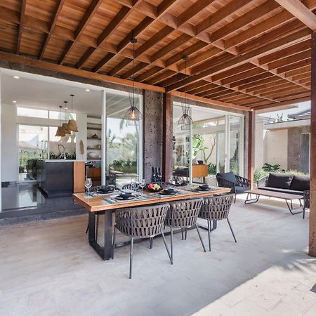 Coconut Grove Villa By Betterplace 우붓 외부 사진