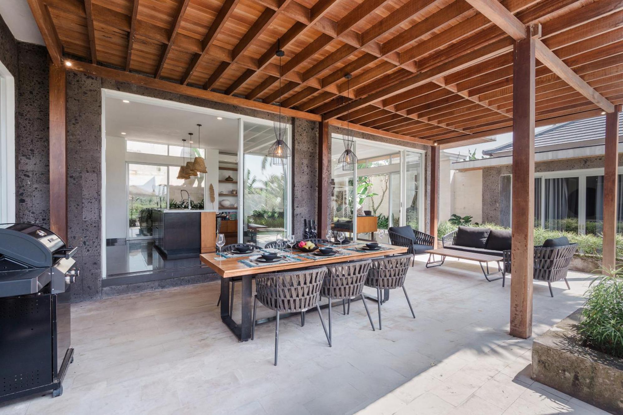 Coconut Grove Villa By Betterplace 우붓 외부 사진