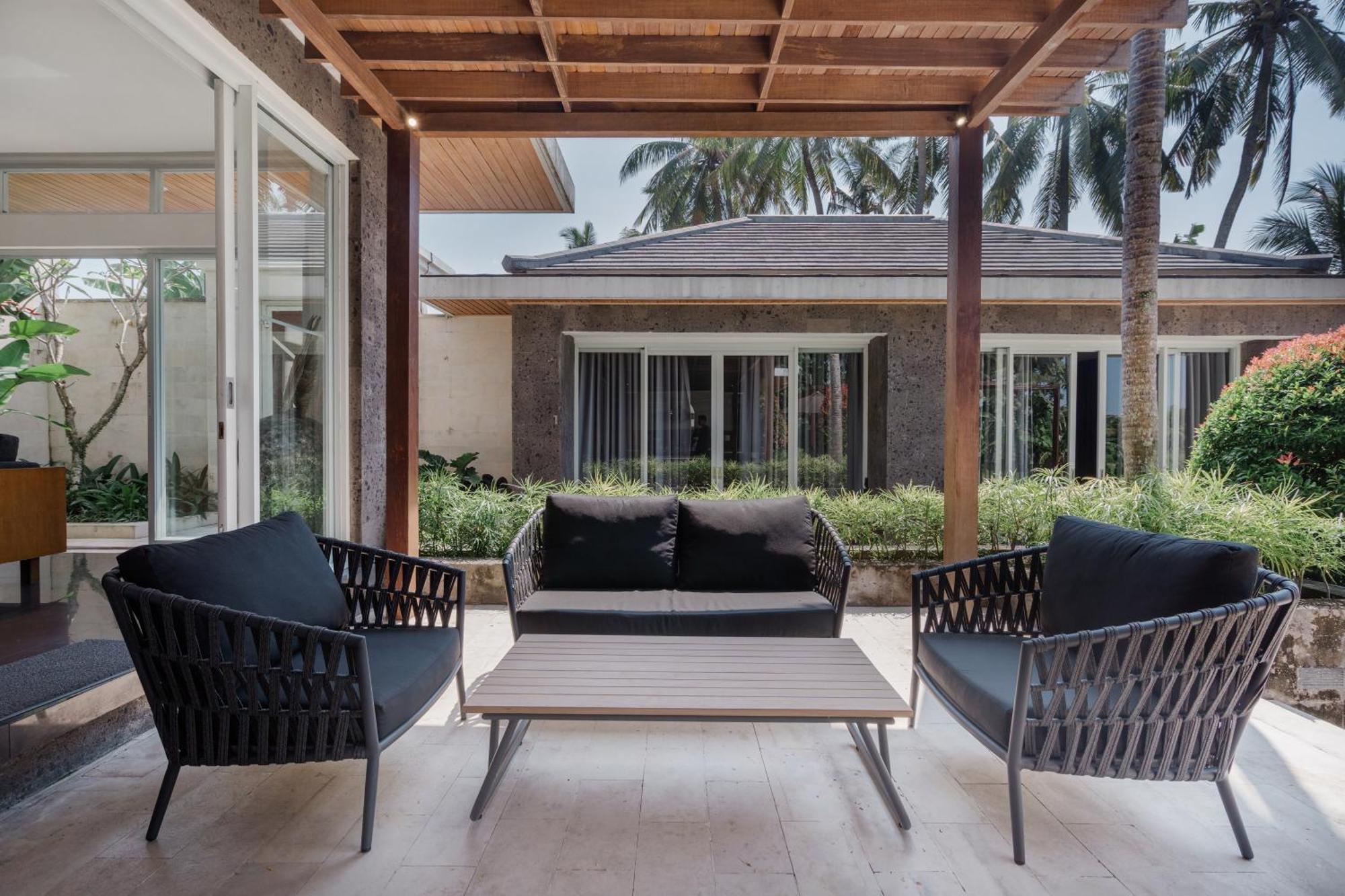 Coconut Grove Villa By Betterplace 우붓 외부 사진
