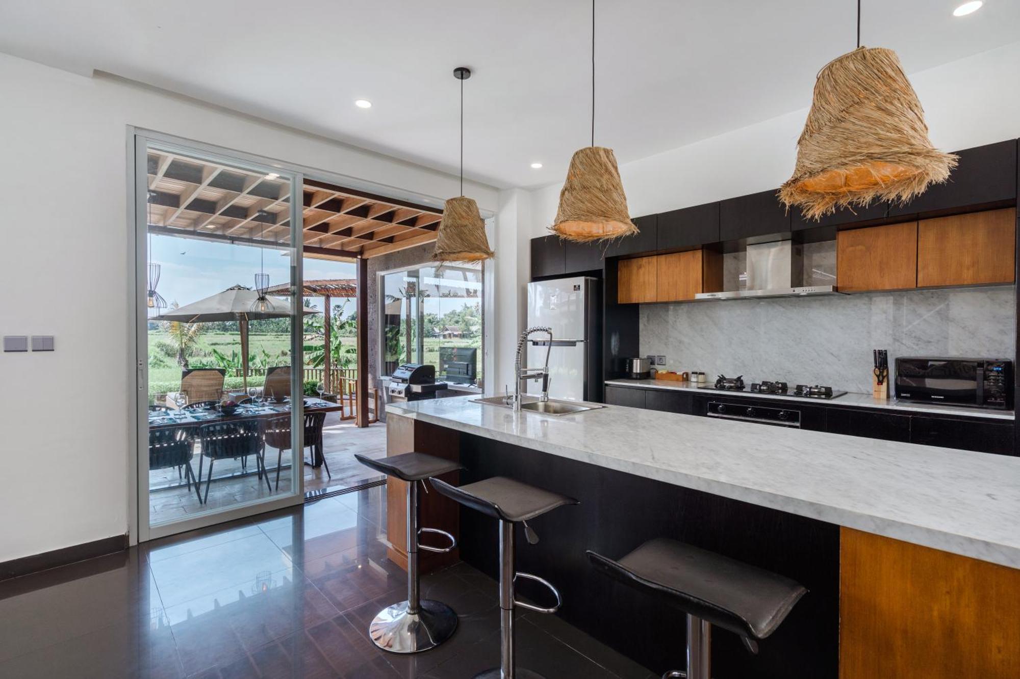 Coconut Grove Villa By Betterplace 우붓 외부 사진